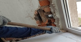 Демонтаж оконных откосов по выгодной цене от 521 руб. в Еманжелинске - Сварной-Мнж
