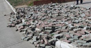 Демонтаж тротуарной плитки Еманжелинск, цена от 2965 руб.
